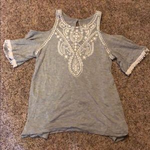 gray embroidered cold-shoulder shirt